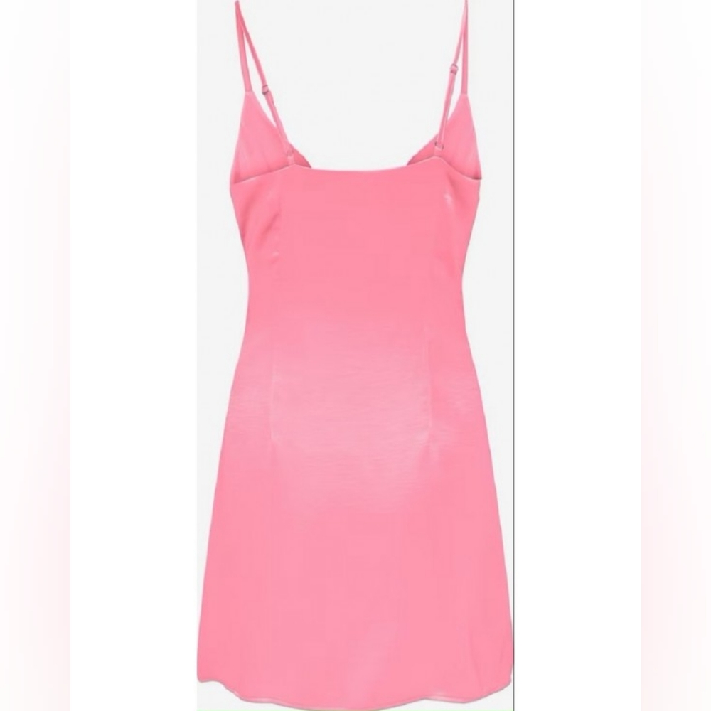 Pink dress - Picture 2 of 7